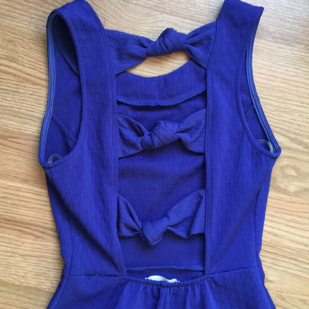 Formal Dress - Picture 5 of 8